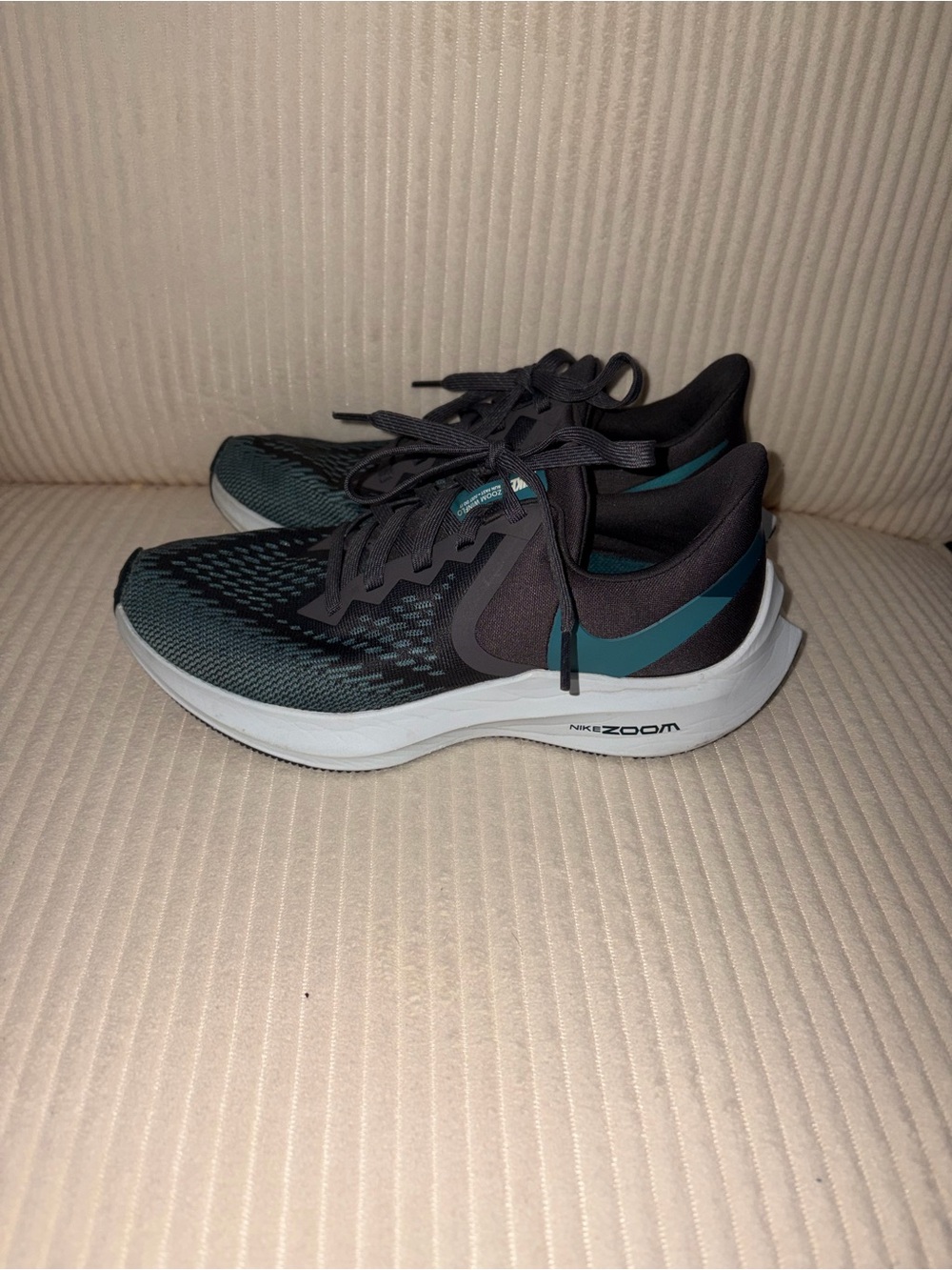 Nike Zoom Winflo 6 Women’s Running Shoes Size 6.5 Black Teal